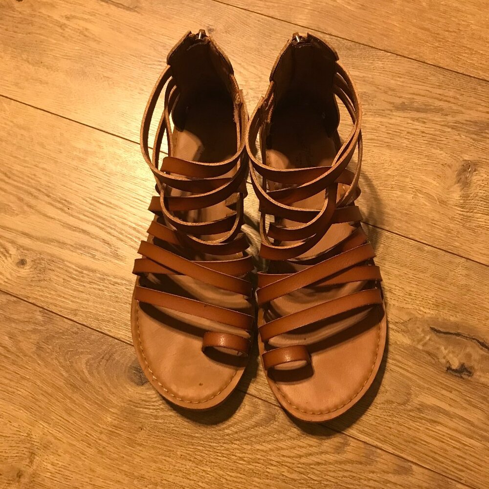 EASTER SALE!  Roman Holiday Sandals size 8 -  Audrey Hepburn